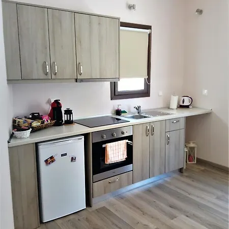 Mulberry Apartment *